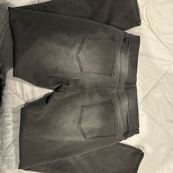 Levi Jeans Bundle - Picture 6 of 9